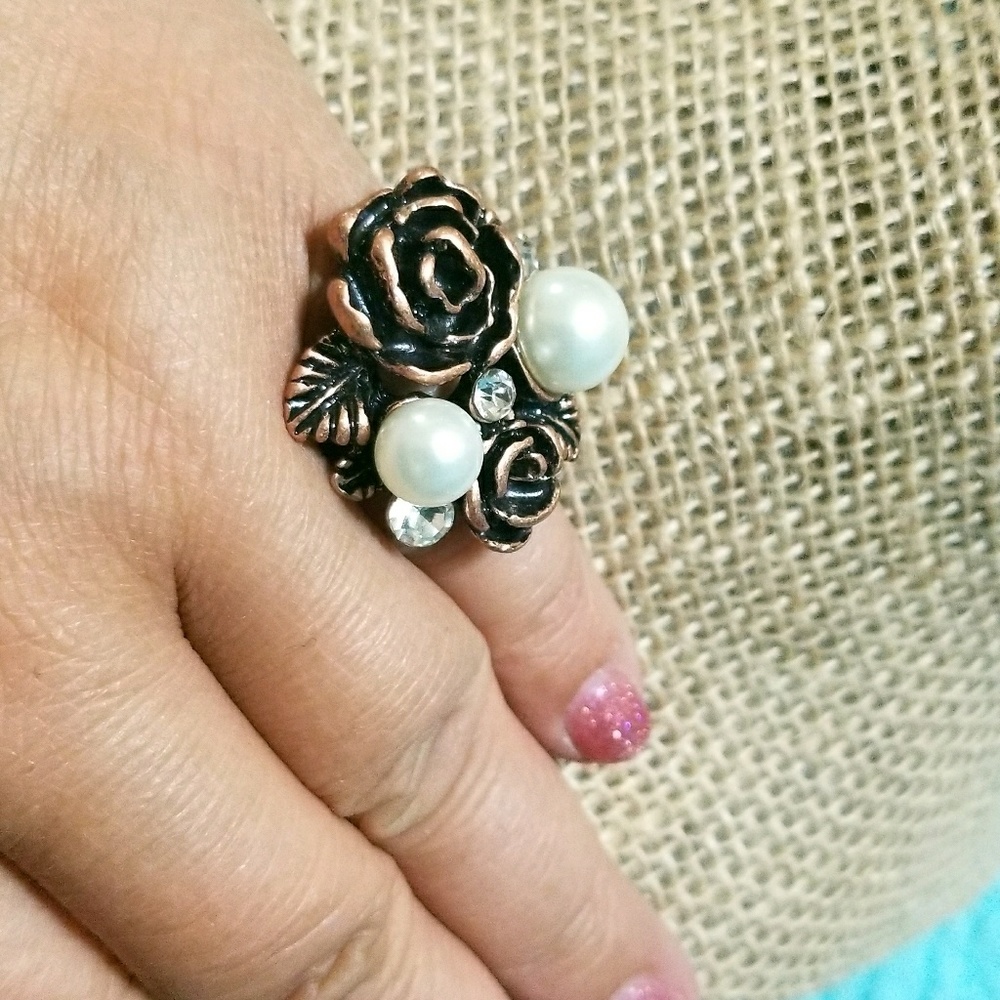 KiraKira Copper Roses, Pearls & rhinestone ring